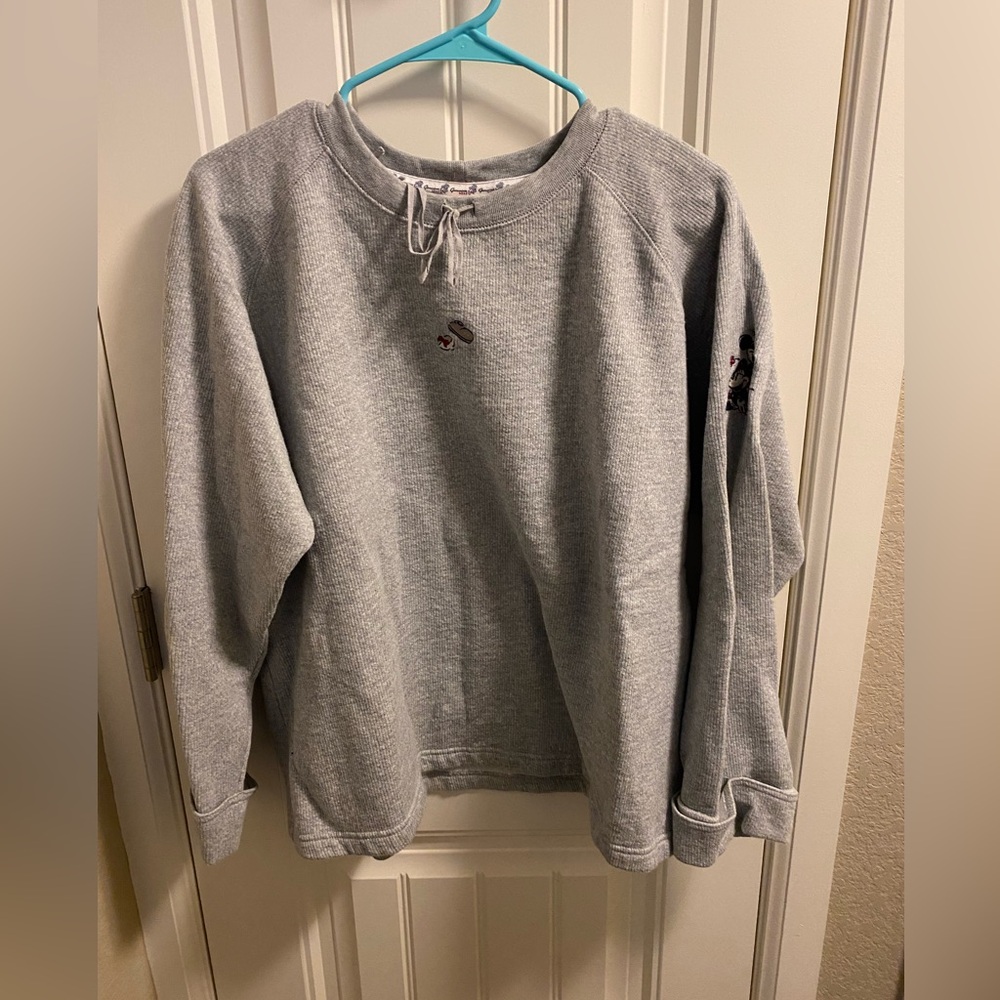 Vintage Disney Store XL Sweatshirt Mickey Minnie Mouse Embroidered Top Gray Crew
